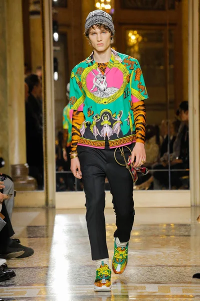 Look 31